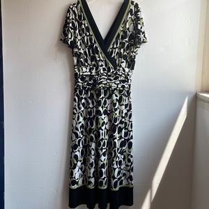 Studio One v-neck front and back retro print touched waist fit & flare dress 14